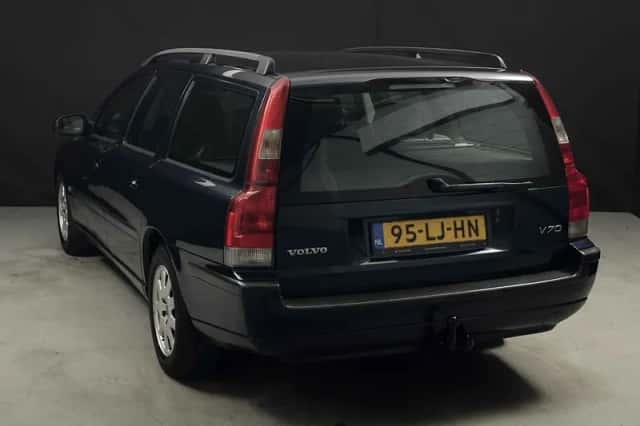 Volvo V70 (2003) thumbnail 5