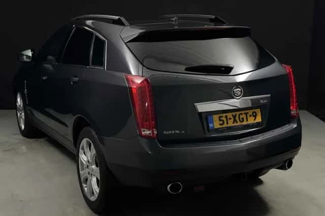 Cadillac SRX (2010) thumbnail 6