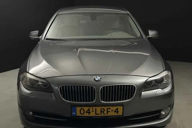 BMW 5-Serie (2010) thumbnail 4