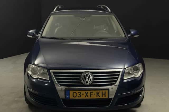 Volkswagen Passat (2007) thumbnail 4