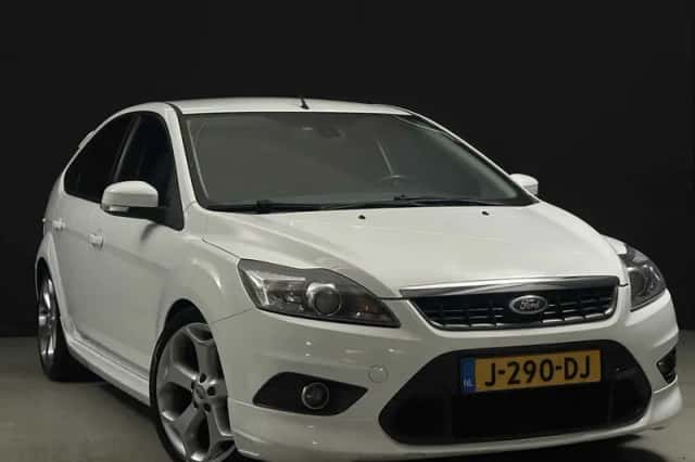 Ford Focus (2009) thumbnail 4