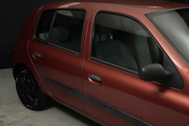 Renault Clio (2005) thumbnail 6