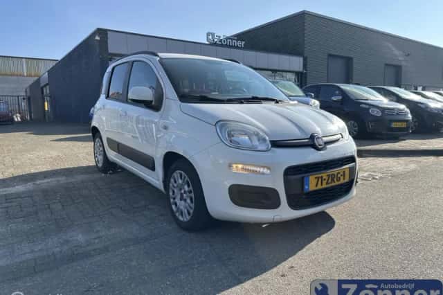 Fiat Panda (2013) thumbnail 1
