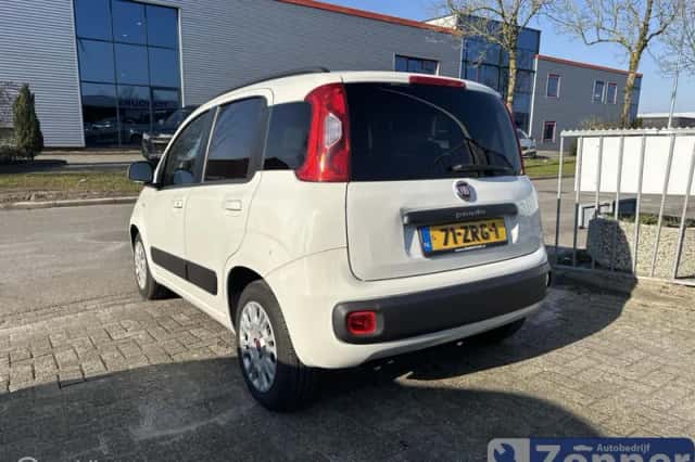 Fiat Panda (2013) thumbnail 4