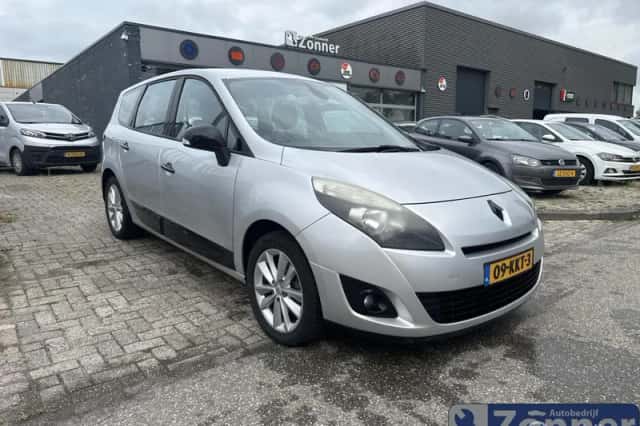 Renault Scénic (2010) thumbnail 1