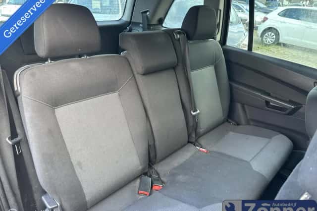 Opel Zafira (2007) thumbnail 6