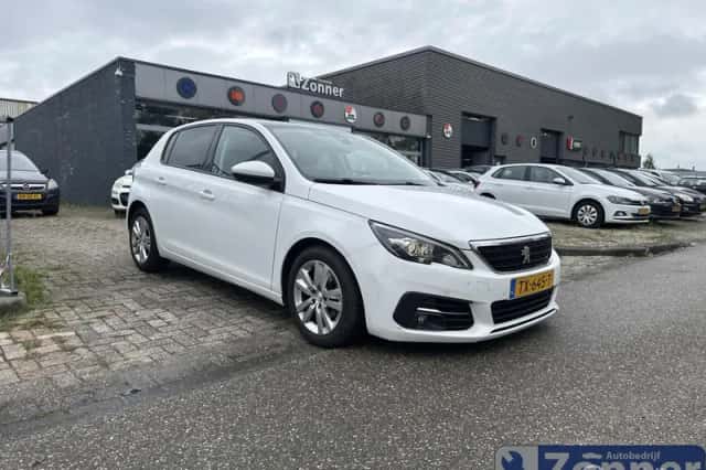Peugeot 308 (2018) thumbnail 1