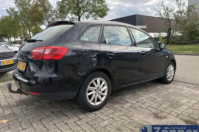 SEAT Ibiza (2012) thumbnail 3