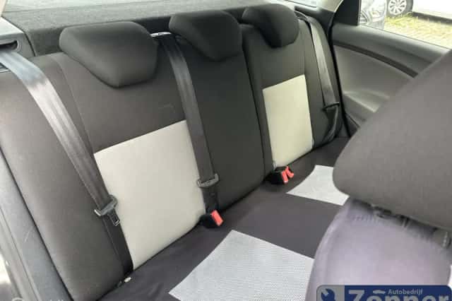 SEAT Ibiza (2012) thumbnail 6