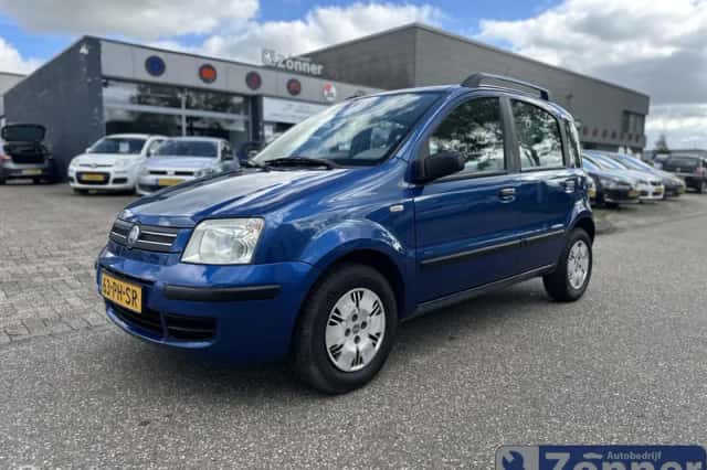 Fiat Panda (2004) thumbnail 2