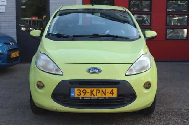 Ford Ka (2010) thumbnail 2