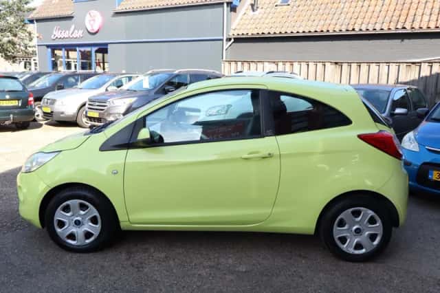 Ford Ka (2010) thumbnail 4