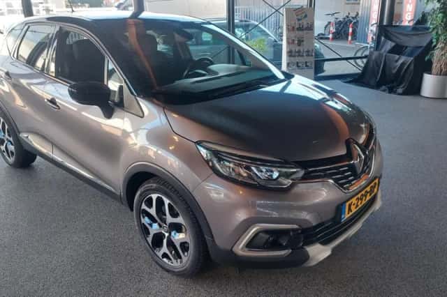 Renault Captur (2019) thumbnail 1