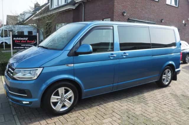 Volkswagen Transporter (2018) thumbnail 1