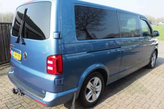 Volkswagen Transporter (2018) thumbnail 4