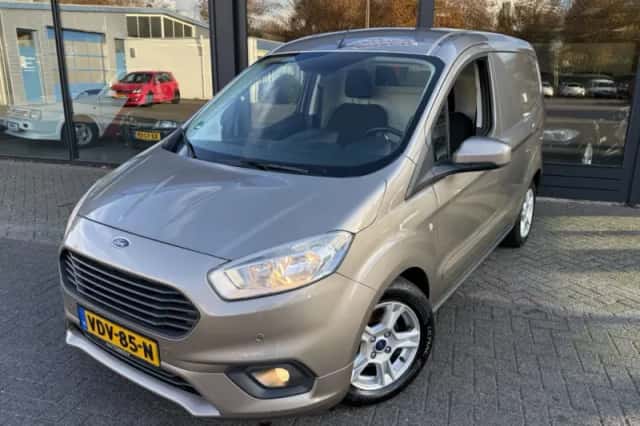 Ford Transit Courier (2020) thumbnail 1