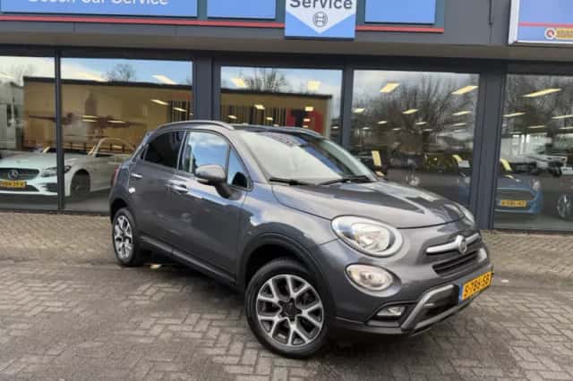 Fiat 500X (2016) thumbnail 4