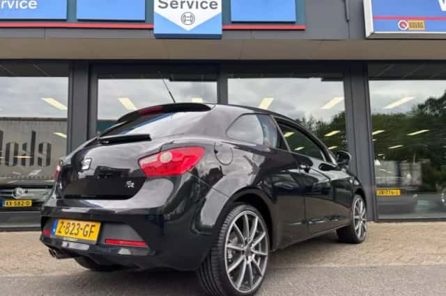 SEAT Ibiza (2012) thumbnail 4