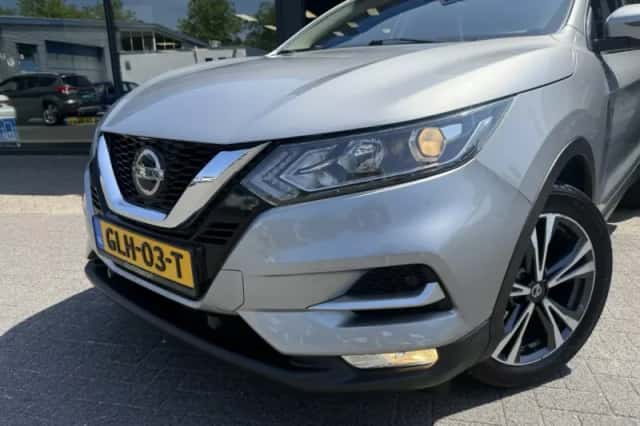 Nissan Qashqai (2018) thumbnail 2