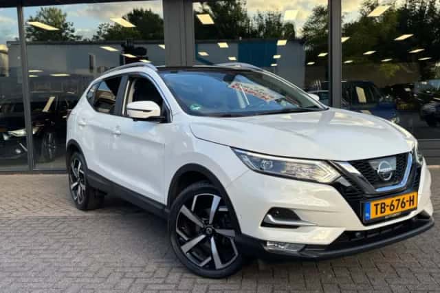 Nissan Qashqai (2018) thumbnail 3