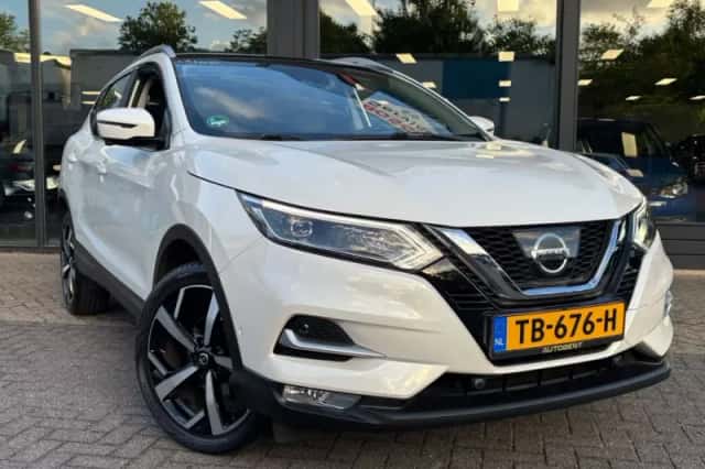 Nissan Qashqai (2018) thumbnail 4