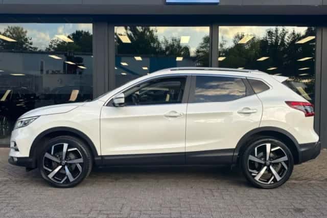 Nissan Qashqai (2018) thumbnail 6