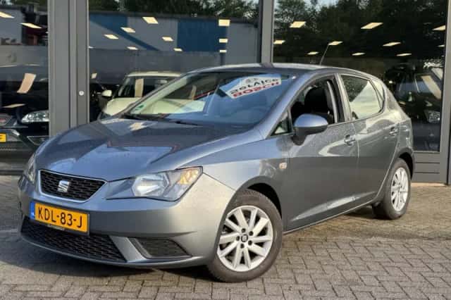 SEAT Ibiza (2017) thumbnail 1