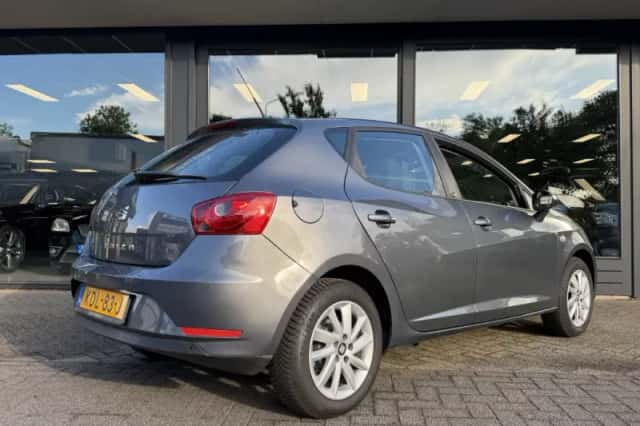 SEAT Ibiza (2017) thumbnail 6