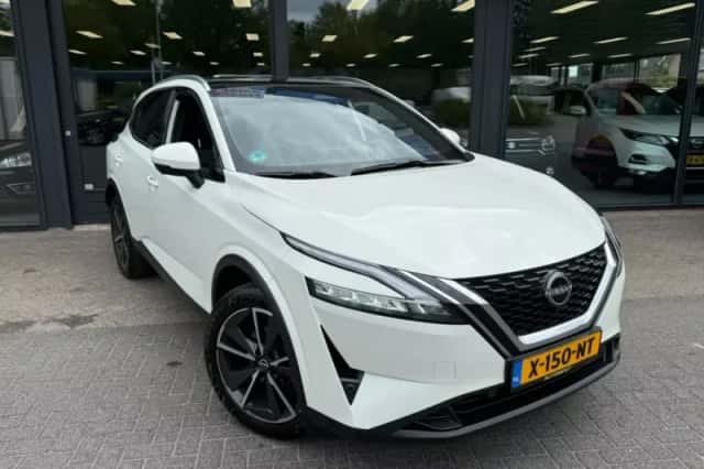 Nissan Qashqai (2024) thumbnail 3