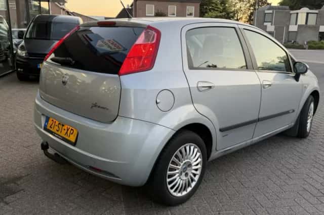 Fiat Grande Punto (2006) thumbnail 5