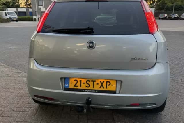 Fiat Grande Punto (2006) thumbnail 6