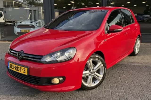 Volkswagen Golf (2011) thumbnail 1