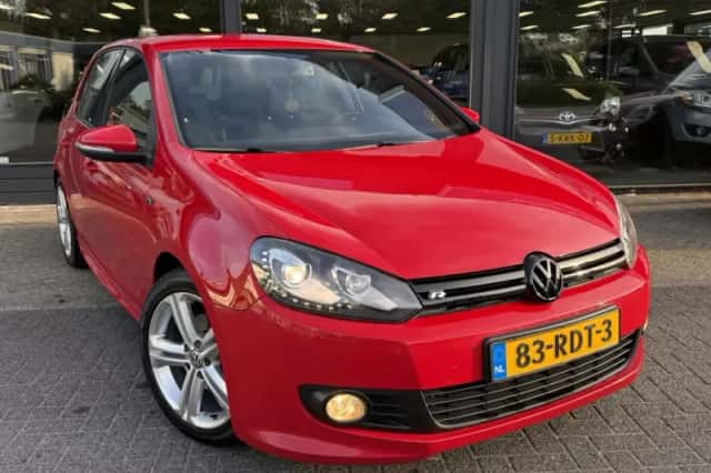 Volkswagen Golf (2011) thumbnail 4