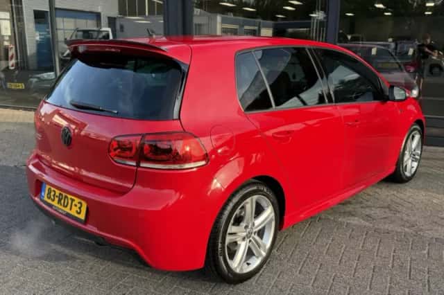 Volkswagen Golf (2011) thumbnail 6