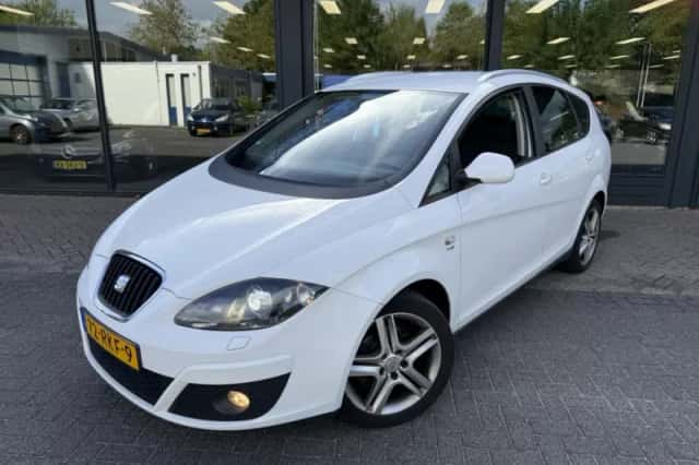 SEAT Altea XL (2011) thumbnail 1