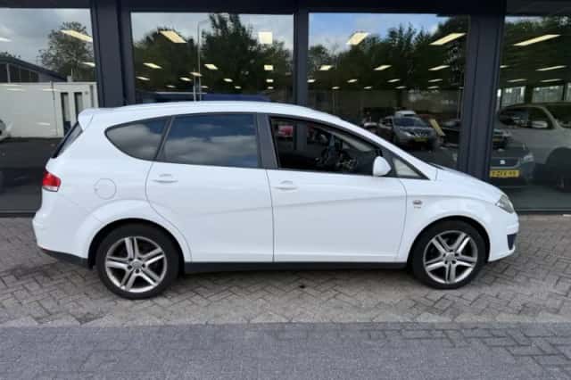 SEAT Altea XL (2011) thumbnail 5