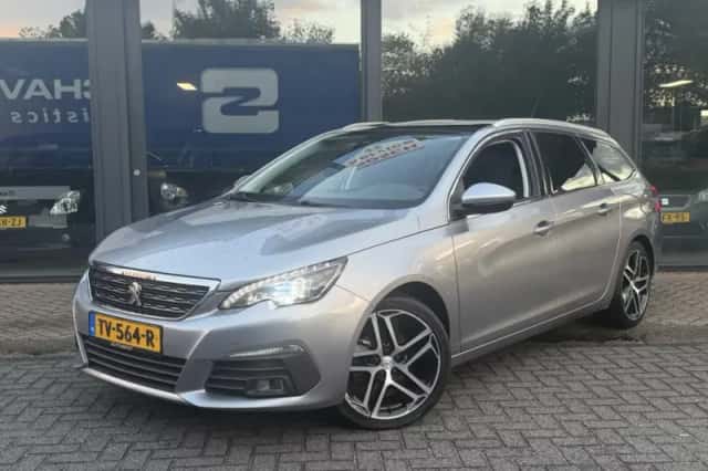 Peugeot 308 (2018) thumbnail 1