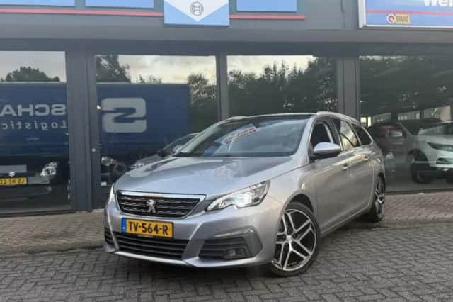 Peugeot 308 (2018) thumbnail 2