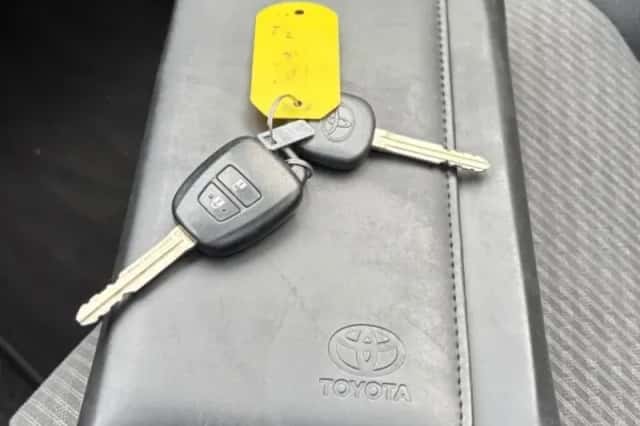 Toyota Verso S (2013) thumbnail 5