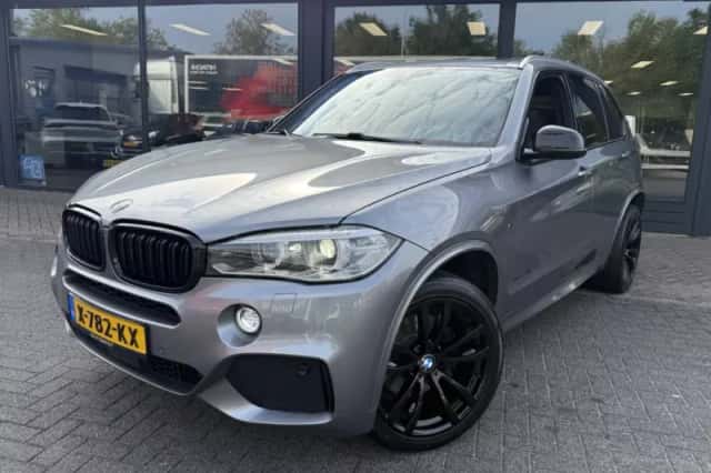 BMW X5 (2014) thumbnail 1