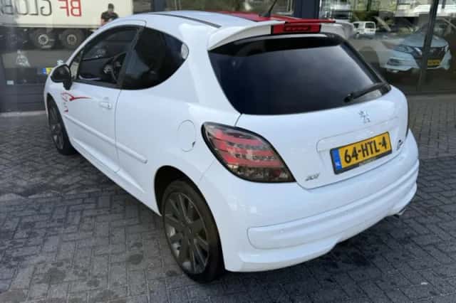 Peugeot 207 (2009) thumbnail 5