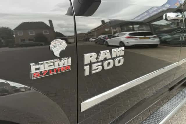 Dodge RAM (2018) thumbnail 3