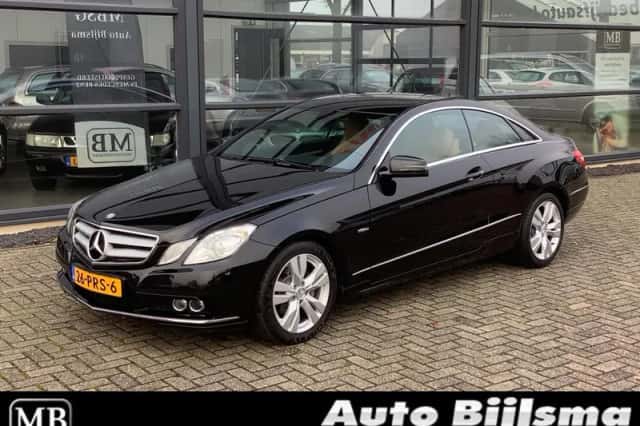Mercedes-Benz E-Klasse (2011) thumbnail 1