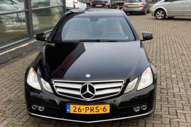 Mercedes-Benz E-Klasse (2011) thumbnail 4