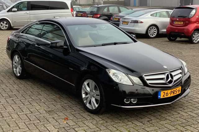 Mercedes-Benz E-Klasse (2011) thumbnail 5