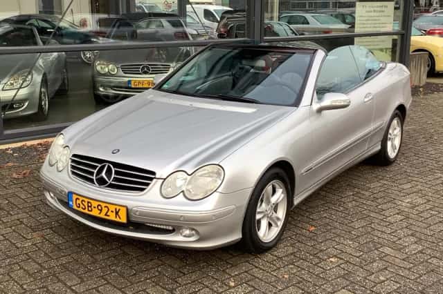 Mercedes-Benz CLK-Klasse (2004) thumbnail 2