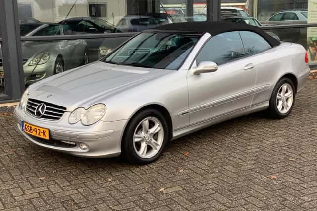 Mercedes-Benz CLK-Klasse (2004) thumbnail 4