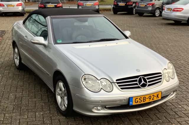 Mercedes-Benz CLK-Klasse (2004) thumbnail 6