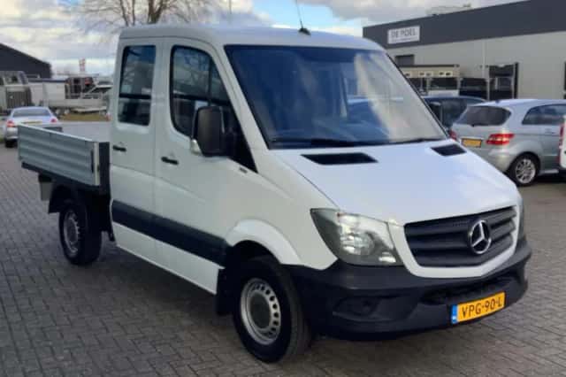 Mercedes-Benz Sprinter (2016) thumbnail 4