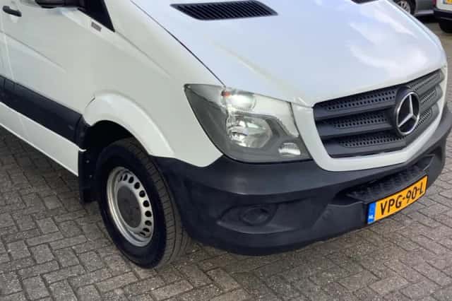 Mercedes-Benz Sprinter (2016) thumbnail 5